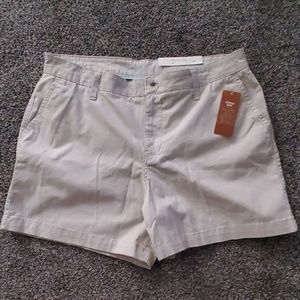 NWT Sonoma Everyday Shorts - Size 16